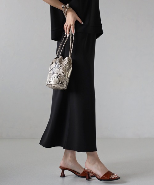 sakishimatokyo(サキシマトーキョー)の「ポンチカフタンワンピースSET(ワンピース・レディース・ブラック/チャコールグレー・FREE)」の4枚目の写真