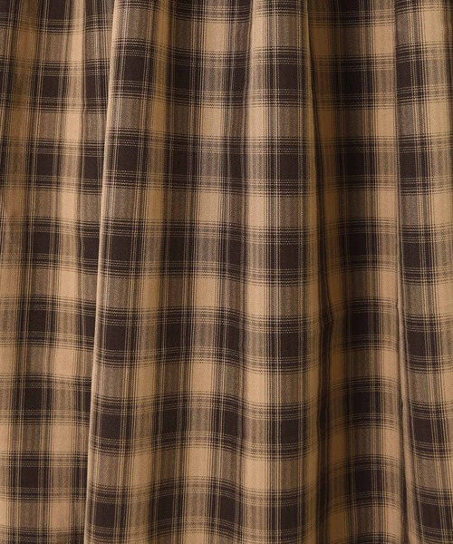 w closet(ダブルクローゼット)の「フリルギャザーキャミワンピース(ワンピース・レディース・ブラウン系その他/ブラウン/スミクロ/オフホワイト・FREE)」の15枚目の写真