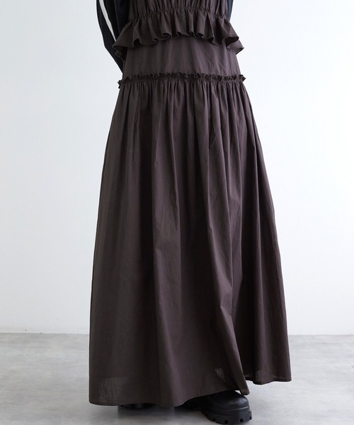 w closet(ダブルクローゼット)の「フリルギャザーキャミワンピース(ワンピース・レディース・ブラウン系その他/ブラウン/スミクロ/オフホワイト・FREE)」の18枚目の写真