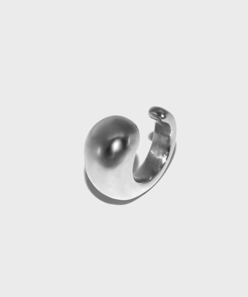 LHME（エルエイチエムイー）の「LHME ニュアンスプランプイヤーカフ/サージカルステンレス316L（金属アレルギー対応）（イヤーカフ・レディース・シルバー/ゴールド・ONE SIZE）」の2枚目の写真