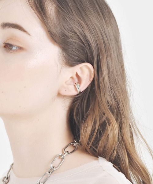 LHME（エルエイチエムイー）の「LHME ニュアンスプランプイヤーカフ/サージカルステンレス316L（金属アレルギー対応）（イヤーカフ・レディース・シルバー/ゴールド・ONE SIZE）」の9枚目の写真