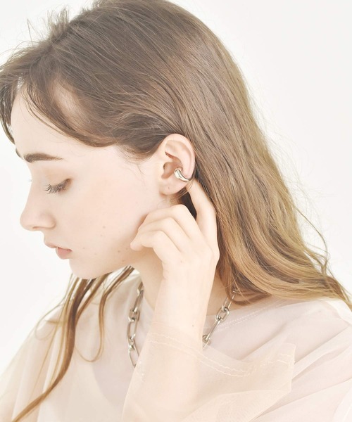 LHME（エルエイチエムイー）の「LHME ニュアンスプランプイヤーカフ/サージカルステンレス316L（金属アレルギー対応）（イヤーカフ・レディース・シルバー/ゴールド・ONE SIZE）」の20枚目の写真