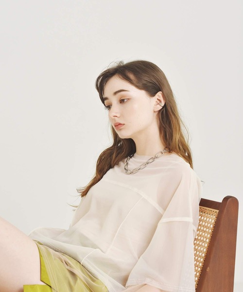 LHME（エルエイチエムイー）の「LHME ニュアンスプランプイヤーカフ/サージカルステンレス316L（金属アレルギー対応）（イヤーカフ・レディース・シルバー/ゴールド・ONE SIZE）」の7枚目の写真