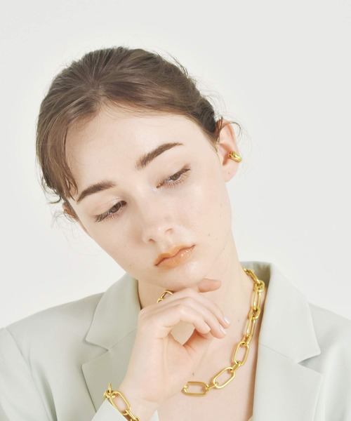 LHME（エルエイチエムイー）の「LHME ニュアンスプランプイヤーカフ/サージカルステンレス316L（金属アレルギー対応）（イヤーカフ・レディース・シルバー/ゴールド・ONE SIZE）」の10枚目の写真