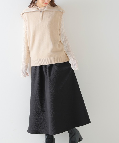 Honeys(ハニーズ)の「ハーフジップベスト(ベスト・レディース・アイボリー/ホワイト×ネイビー/ベージュ/モカ/ブラック・L/S/M)」の14枚目の写真