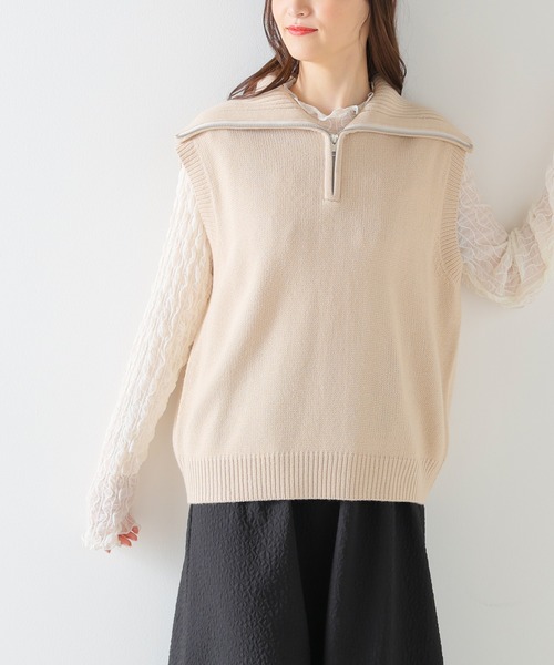 Honeys(ハニーズ)の「ハーフジップベスト(ベスト・レディース・アイボリー/ホワイト×ネイビー/ベージュ/モカ/ブラック・L/S/M)」の15枚目の写真