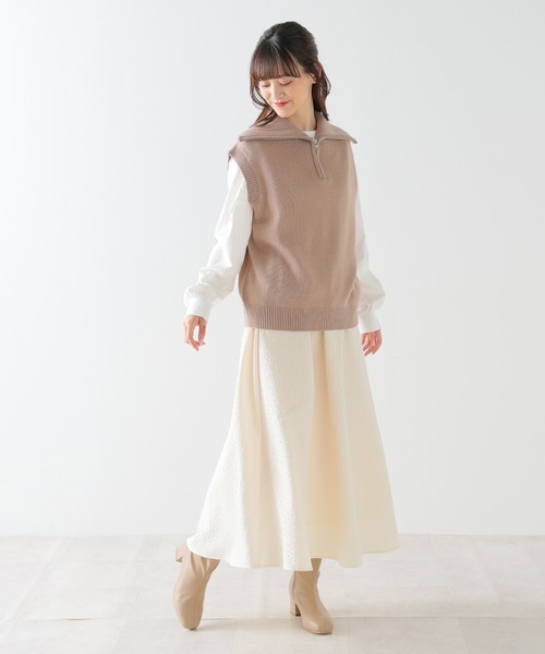 Honeys(ハニーズ)の「ハーフジップベスト(ベスト・レディース・アイボリー/ホワイト×ネイビー/ベージュ/モカ/ブラック・L/S/M)」の17枚目の写真