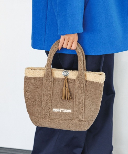 Minnetonka(ミネトンカ)の「【MINNETONKA(ミネトンカ)】別注ボアトート(トートバッグ・レディース・チャコール/ベージュ/ブラウン・FREE)」の21枚目の写真