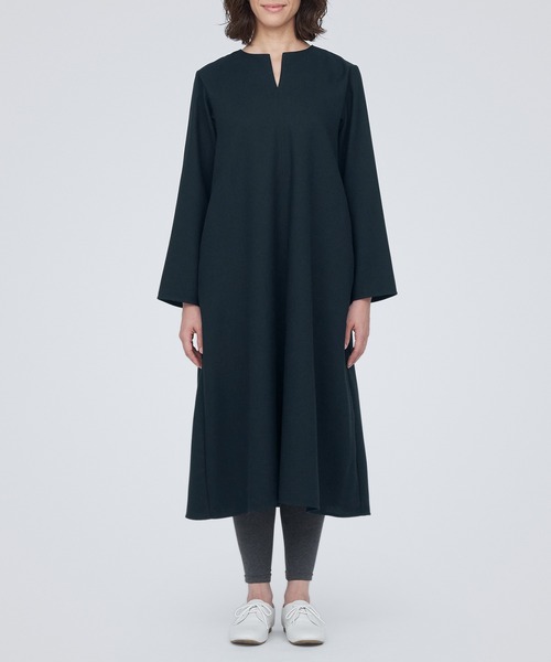 無印良品（ムジルシリョウヒン）の「起毛キーネック長袖ワンピース（ワンピース・レディース・ネイビー系/チャコールグレー・XXL/XS/S/M/L/XL）」の10枚目の写真