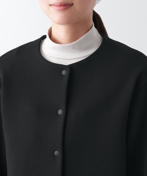 無印良品(ムジルシリョウヒン)の「二重編みスウェットカーディガン(カーディガン/ボレロ・レディース・ベージュ系1/ブラック/ライトブルー/ダークブラウン・XXL/XL/M/XS/S/L)」の8枚目の写真