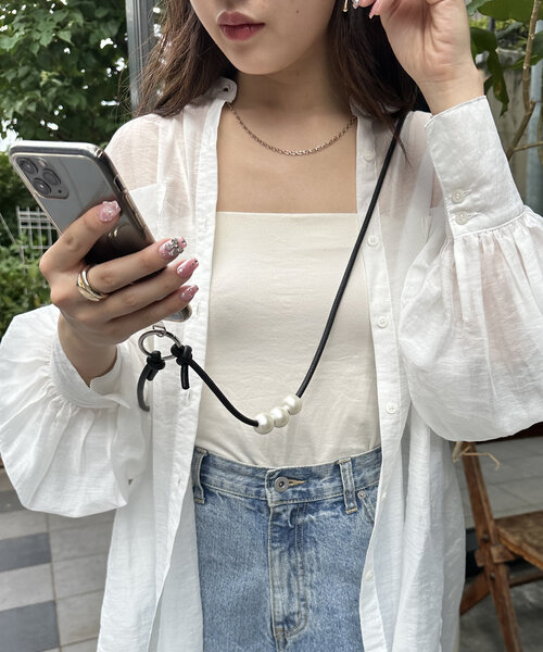DISCOAT(ディスコート)の「【6WAY】BIGパール付きスマホストラップ(チャーム・レディース・ブラック/ベージュ/シルバー・FREE)」の11枚目の写真