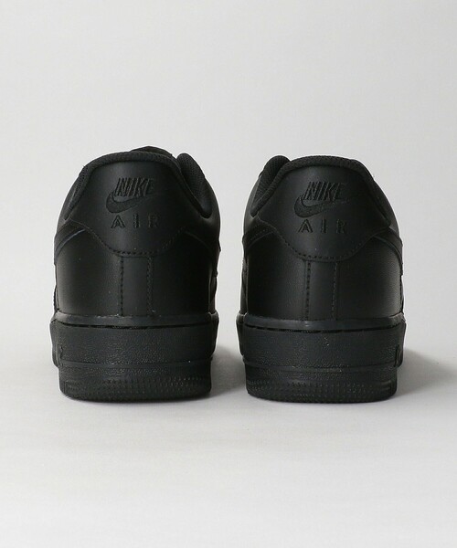 NIKE(ナイキ)の「<NIKE> AIR FORCE 1 07/スニーカー(スニーカー・メンズ・ブラック/ホワイト・28cm/28.5cm/27.5cm/27cm/26.5cm/26cm/29cm)」の6枚目の写真