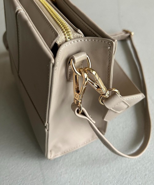 CAPRICIEUX LE'MAGE（カプリシューレマージュ）の「ブロッキングスクエアバッグ（ハンドバッグ・レディース・アイボリー/ブラウン/ブラック・FREE）」の15枚目の写真