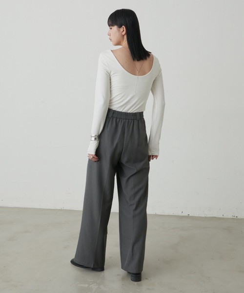 Aunt Marie's(アントマリーズ)の「カップ付きバックオープンヒートトップス / カップ取り外し可能(Tシャツ/カットソー・レディース・チャコールグレー/ブラック/ホワイト・FREE)」の13枚目の写真