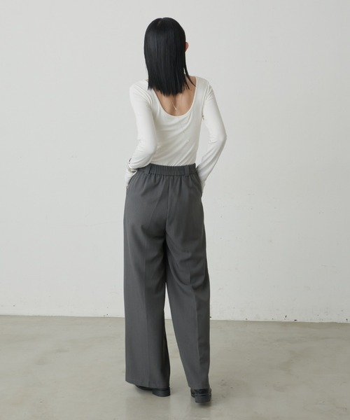 Aunt Marie's(アントマリーズ)の「カップ付きバックオープンヒートトップス / カップ取り外し可能(Tシャツ/カットソー・レディース・チャコールグレー/ブラック/ホワイト・FREE)」の14枚目の写真