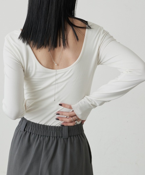 Aunt Marie's(アントマリーズ)の「カップ付きバックオープンヒートトップス / カップ取り外し可能(Tシャツ/カットソー・レディース・チャコールグレー/ブラック/ホワイト・FREE)」の7枚目の写真