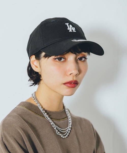 PAGEBOY（ページボーイ）の「NEWERA/チェーンステッチCAP（キャップ・レディース・ベージュ/ブラック・FREE）」の4枚目の写真
