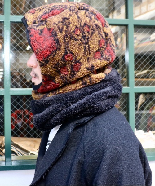 SUNNY  SPORTS（サニースポーツ）の「SUNNY SPORTS/サニースポーツ LIBERTY HOOD WARMER リバティフードウォーマー（ネックウォーマー/スヌード・メンズ・レッド/グリーン・ONE SIZE）」の12枚目の写真