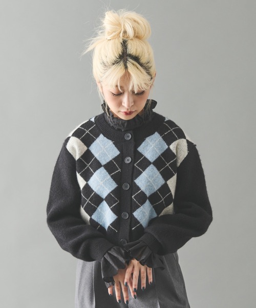 MERLOT（メルロー）の「アーガイルカーディガン（ニット/セーター・レディース・ブラック/ホワイト・FREE）」の11枚目の写真