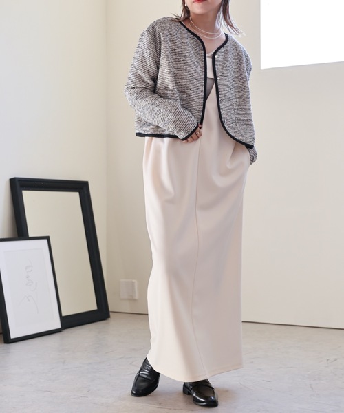 ULEULA(ウルア)の「ツイードノーカラーパイピングジャケット/オケージョン(ノーカラージャケット・レディース・ブラック/アイボリー・FREE)」の17枚目の写真