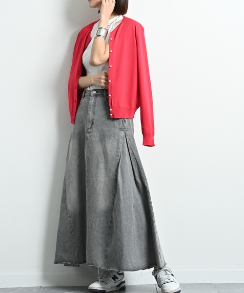 actuel（アクチュエル）の「【マシーンウォッシャブル・ＵＶ・接触冷感】パール釦クルーカーディガン（カーディガン/ボレロ・レディース・オフホワイト/ブラック/レッド/グレー・FREE）」の10枚目の写真