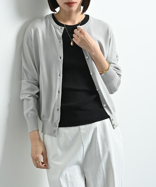 actuel（アクチュエル）の「【マシーンウォッシャブル・ＵＶ・接触冷感】パール釦クルーカーディガン（カーディガン/ボレロ・レディース・オフホワイト/ブラック/レッド/グレー・FREE）」の14枚目の写真