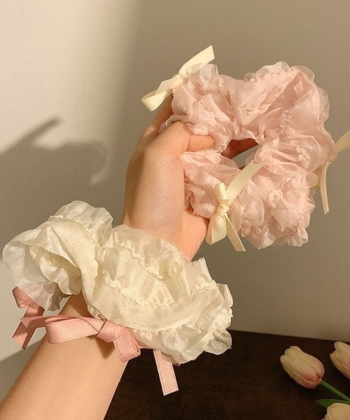 LAC-VERT（ラック・ヴェール）の「リボンシュシュ（ヘアゴム・レディース・ホワイト/ピンク・FREE）」の10枚目の写真