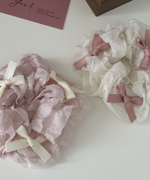 LAC-VERT（ラック・ヴェール）の「リボンシュシュ（ヘアゴム・レディース・ホワイト/ピンク・FREE）」の3枚目の写真