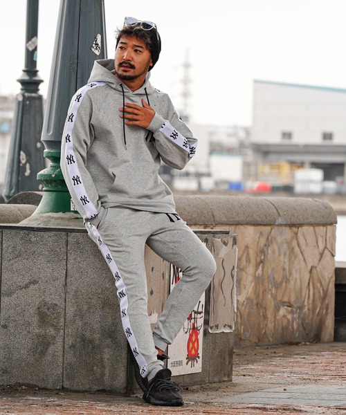 MLB×WR/23フーディーNY（パーカー）｜adamsJUGGLER（アダムス