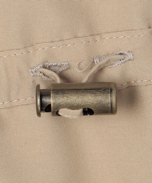 VACHEMENT（ヴァシュモン）の「VACHEMENT/ヴァシュモン リサイクルシェルタフタパーカー / VI-03-900（マウンテンパーカー・レディース・ベージュ/ブラック・ﾌﾘ-）」の6枚目の写真