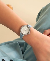 OLIVIA BURTON（オリビアバートン）の「「OLIVIA BURTON/オリビアバートン」クラシックス - 30mm ヴィンテージ ビーズ シルバー ホワイト サンレイ チョーク ブルー レザー（アナログ腕時計）」