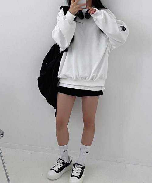 VIVID LADY（ビビッドレディー）の「オーバーフィットトレーナー（Tシャツ/カットソー・レディース・ダークネイビー/ブラック/アイボリー/グレー/ブルー・FREE）」の20枚目の写真