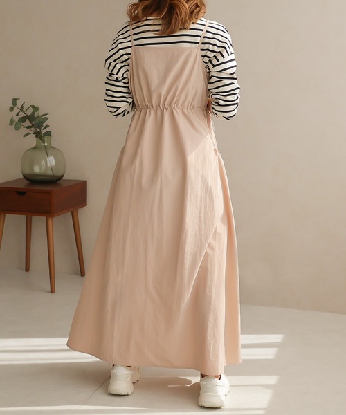 Social GIRL（ソーシャルガール）の「ポケットギャザーキャミワンピース（ワンピース・レディース・オフホワイト/ベージュ/ブラック・M）」の13枚目の写真