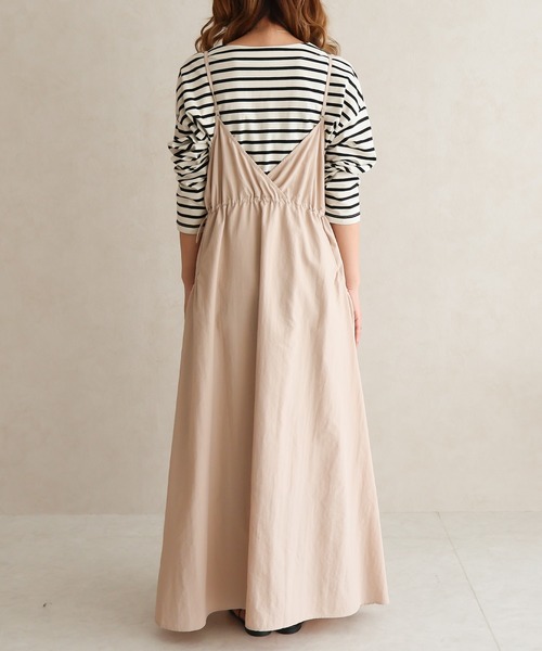 Social GIRL（ソーシャルガール）の「ポケットギャザーキャミワンピース（ワンピース・レディース・オフホワイト/ベージュ/ブラック・M）」の18枚目の写真