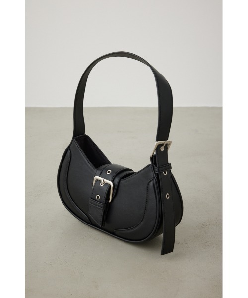 AZUL by moussy（アズールバイマウジー）の「バックルベルトワンハンドルバッグ（ハンドバッグ・レディース・ブラック/シルバー・FREE）」の6枚目の写真