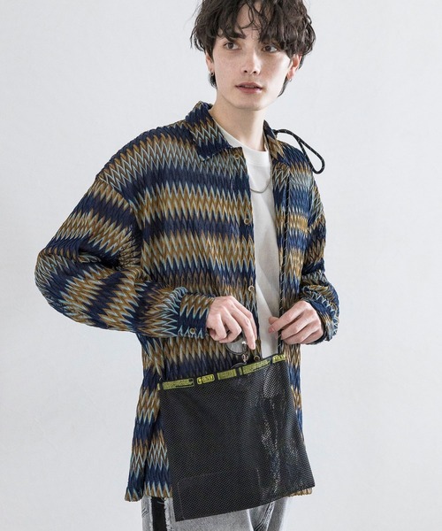 WEEKEND(ER)(ウィークエンダー)の「【WEEKEND(ER)&CO./ウィークエンダー】メッシュミニショルダーバッグ(ショルダーバッグ・メンズ・マスタード/ブラック/オリーブ・FREE)」の7枚目の写真