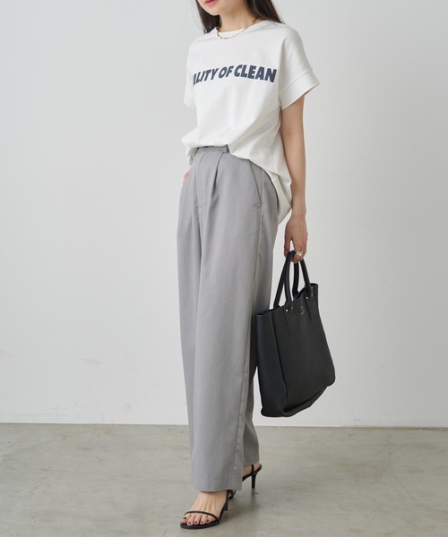 PUAL CE CIN(ピュアルセシン)の「シンプルロゴプリントTシャツ(Tシャツ/カットソー・レディース・ベージュ/グレー/オフホワイト・FREE)」の6枚目の写真