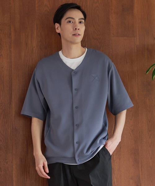 Arnold Palmer(アーノルドパーマー)の「シェア ストレッチ スムース エンボスカーデ + Tシャツ セット(アンサンブル・レディース・ブラック/ライトベージュ/ダークグレー・XS/S/M/L/LL)」の21枚目の写真