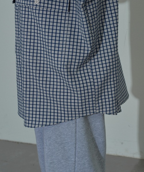 COLONY 2139(コロニートゥーワンスリーナイン)の「ダブルポケットBIGシャツ(シャツ/ブラウス・レディース・ネイビー/アイボリー・FREE)」の4枚目の写真