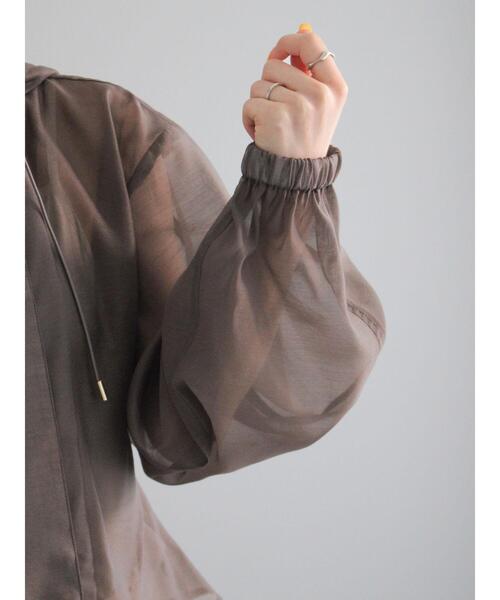 Te chichi（テチチ）の「シアーショートフーディ（シャツ/ブラウス・レディース・オフホワイト/モカ・F）」の14枚目の写真