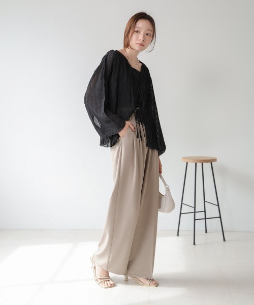 Bab(バブ)の「前後2WAYウェーブプリーツリボンブラウス(シャツ/ブラウス・レディース・ブラック/アイボリー/ベージュ/ライトグレー・M)」の19枚目の写真