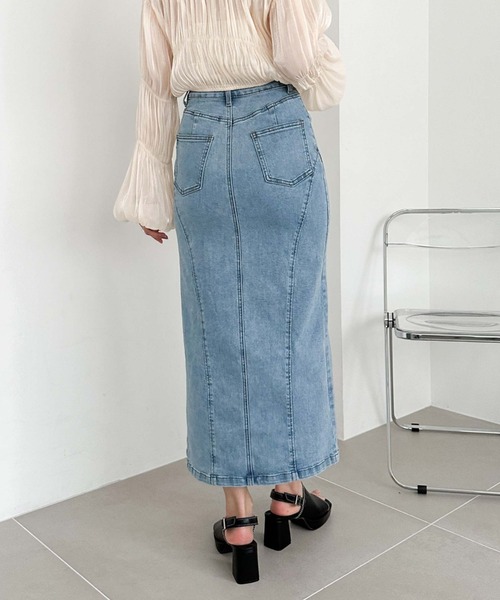 archives（アルシーヴ）の「フロントｚｉｐカーブ切替デニムスカート（デニムスカート・レディース・グレー/サックスブルー・SMALL/MEDIUM）」の22枚目の写真