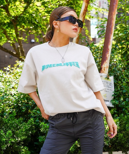 RIPPER(リッパー)の「【RIPPER】WORLD RIPPER ヘビーウェイトTシャツ / WORLD RIPPER Heavyweight T-shirt(Tシャツ/カットソー・メンズ・ブラック/グレー/ナチュラル・L/M)」の1枚目の写真