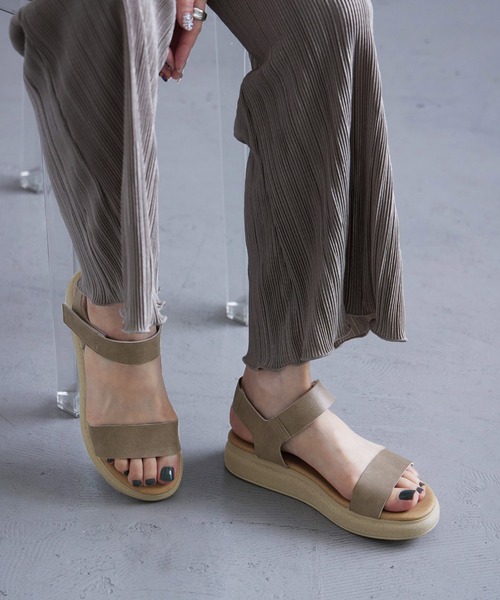 Fashion Letter（ファッションレター）の「日本製 バックゴムベルト ストラップ付きコンフォートサンダル レディース（サンダル・レディース・ベージュ系その他/ブラック/ホワイト/ベージュ・LL/L/M/S）」の17枚目の写真