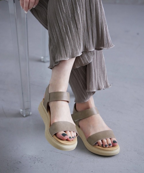 Fashion Letter（ファッションレター）の「日本製 バックゴムベルト ストラップ付きコンフォートサンダル レディース（サンダル・レディース・ベージュ系その他/ブラック/ホワイト/ベージュ・LL/L/M/S）」の11枚目の写真