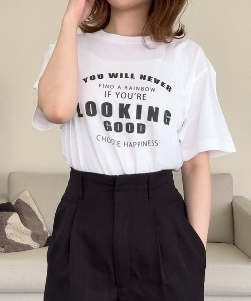 cuorequal(クオレコール)の「英字ロゴプリント半袖Tシャツ(Tシャツ/カットソー・レディース・ホワイト・LARGE/MEDIUM)」の1枚目の写真