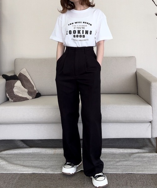 cuorequal(クオレコール)の「英字ロゴプリント半袖Tシャツ(Tシャツ/カットソー・レディース・ホワイト・LARGE/MEDIUM)」の3枚目の写真