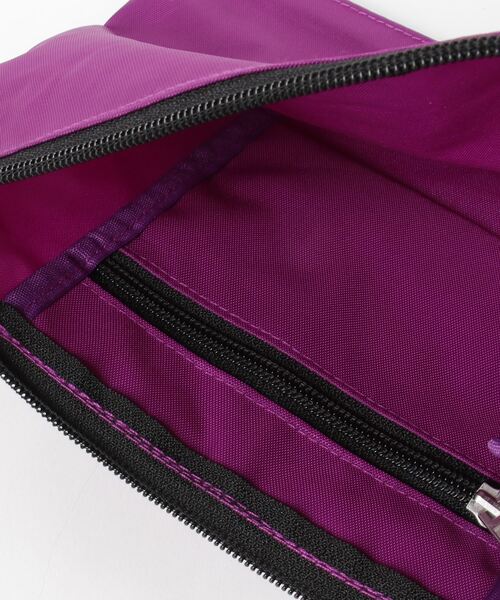 CONVERSE(コンバース)の「【CONVERSE】 PACKABLE Sacoche(ショルダーバッグ・メンズ・パープル/ネイビー・FREE)」の8枚目の写真