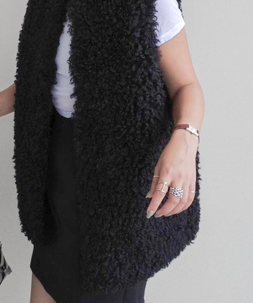 新色】《hideka select》プードルファーロングベスト / ミニマルシック
