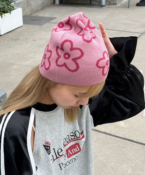 CIAOPANIC(チャオパニック)の「フラワーロゴニットビーニー(ニットキャップ/ビーニー・レディース・ブラック/アイボリー/ローズ/グレー・FREE)」の12枚目の写真
